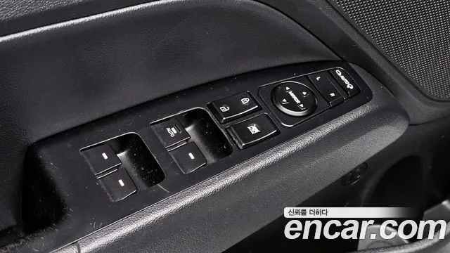 Hyundai AVANTE 2016 — фото 18