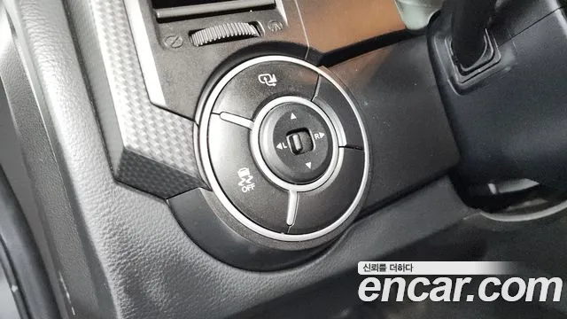 KG_Mobility_Ssangyong KORANDO 2015 — фото 16