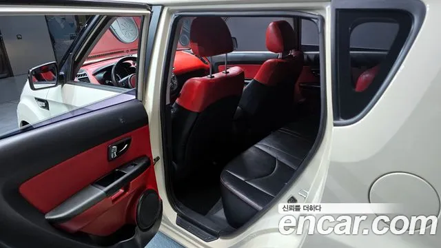 Kia Soul 2011 — фото 12