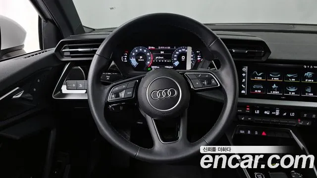 Audi A3 2022 — фото 19