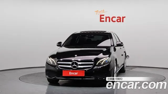 Mercedes-Benz E-Class 2017 — фото 3