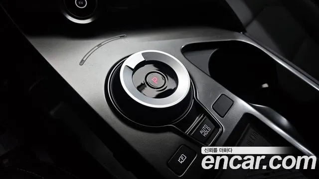 Kia EV6 2022 — фото 12