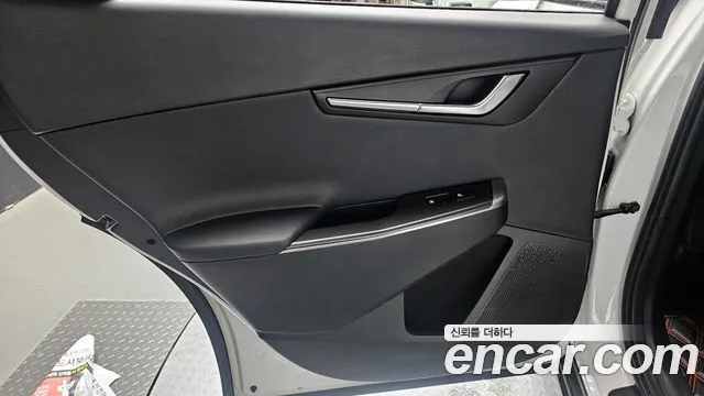 Kia EV6 2022 — фото 15