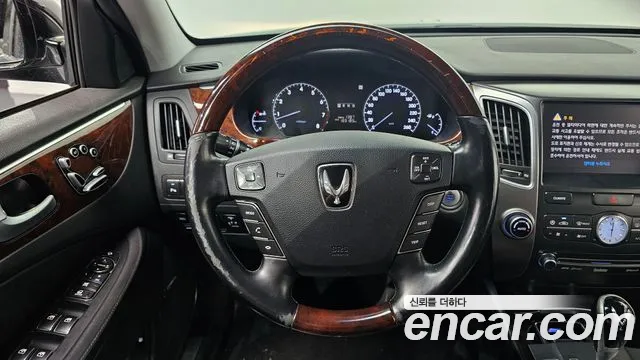 Hyundai Equus 2012 — фото 13