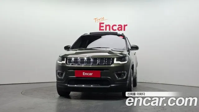 Jeep Compass 2019 — фото 3