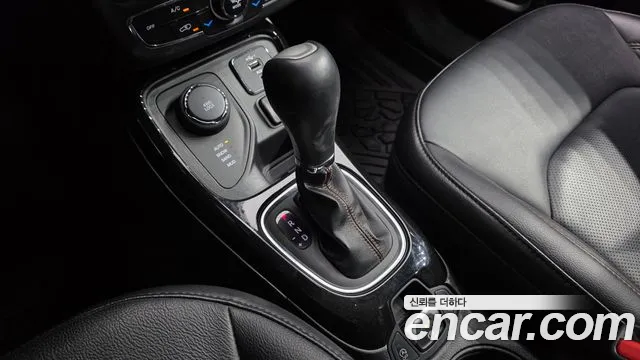 Jeep Compass 2019 — фото 12