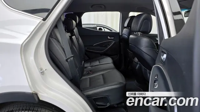 Hyundai Santafe 2014 — фото 17