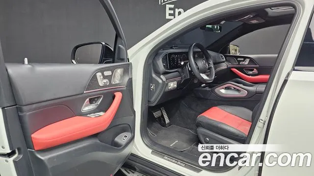 Mercedes-Benz GLE-Class 2023 — фото 13