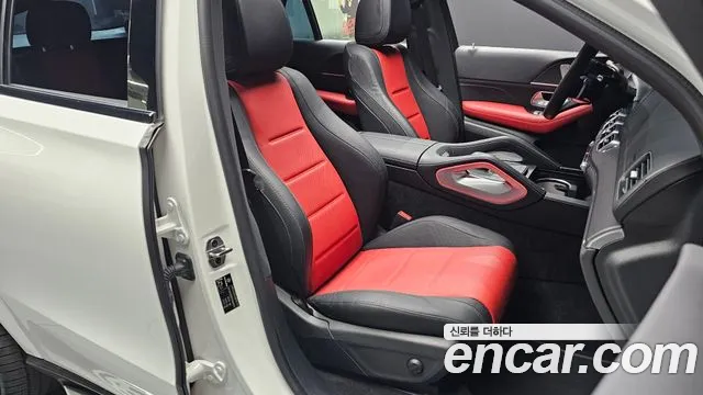 Mercedes-Benz GLE-Class 2023 — фото 17