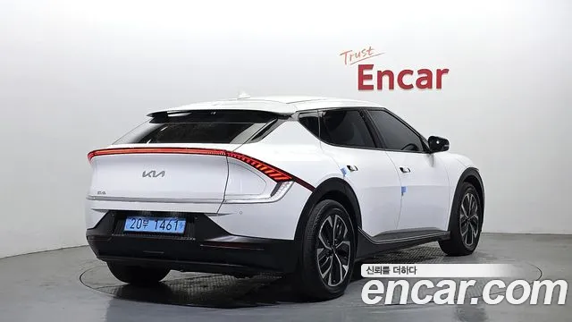 Kia EV6 2022 — фото 2