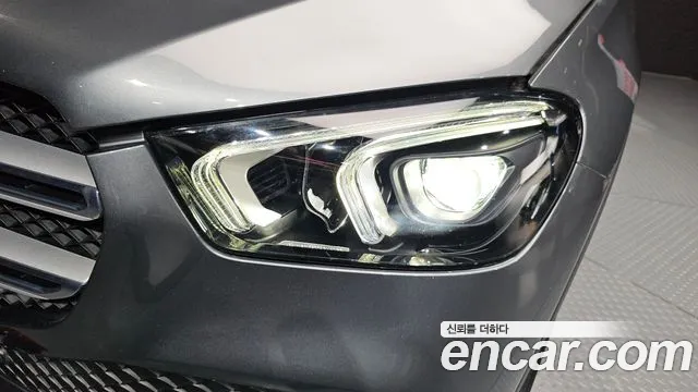 Mercedes-Benz GLE-Class 2020 — фото 8