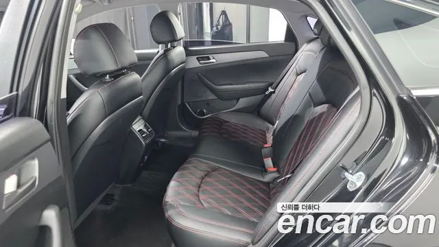 Hyundai Sonata 2019 — фото 18