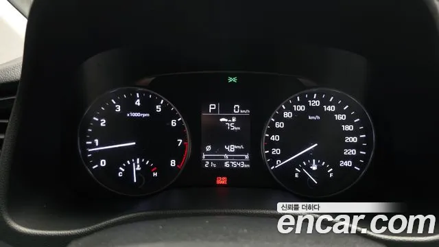 Hyundai AVANTE 2017 — фото 11