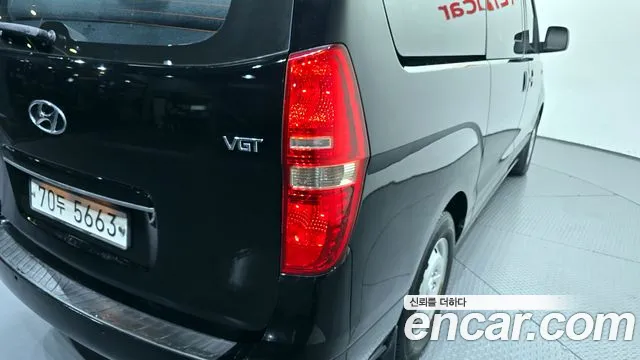 Hyundai Starex 2018 — фото 9