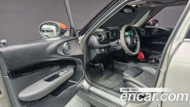 Mini Clubman 2021 — фото 12