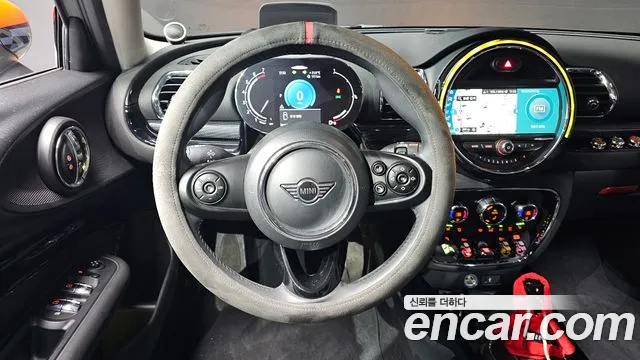 Mini Clubman 2021 — фото 17