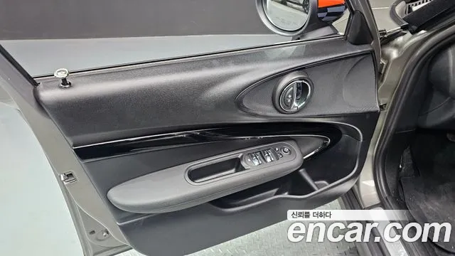 Mini Clubman 2021 — фото 13