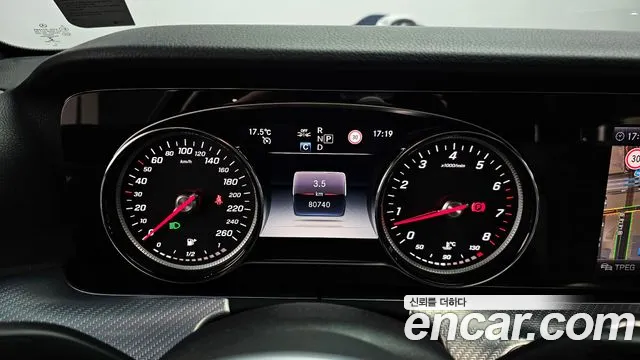 Mercedes-Benz E-Class 2020 — фото 11