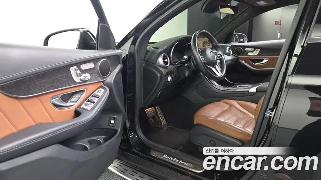 Mercedes-Benz GLC-Class 2022 — фото 13
