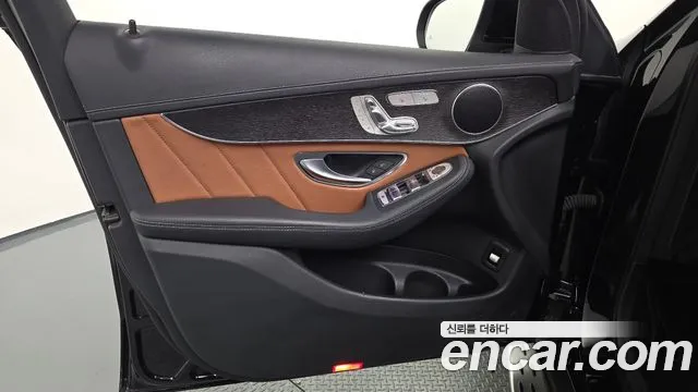 Mercedes-Benz GLC-Class 2022 — фото 14