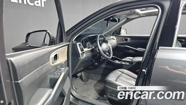 Kia Sorento 2023 — фото 13