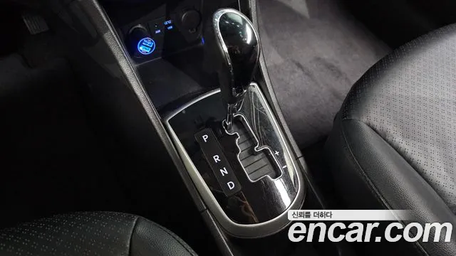 Hyundai Accent 2014 — фото 12
