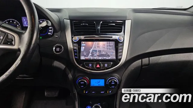 Hyundai Accent 2014 — фото 19