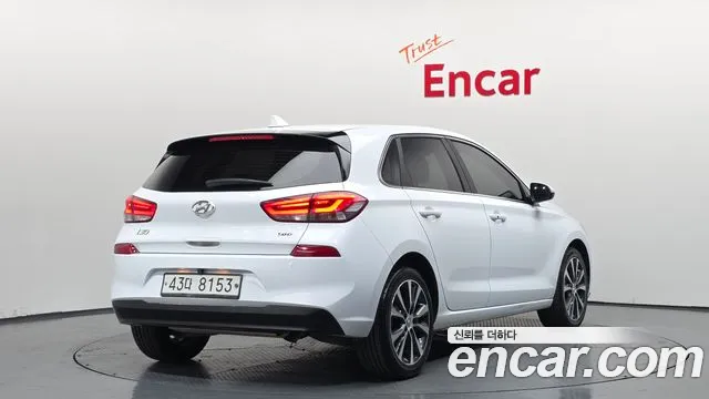 Hyundai i30 2017 — фото 2