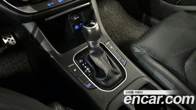 Hyundai i30 2017 — фото 12