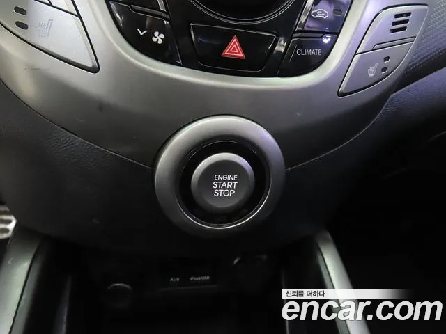 Hyundai Veloster 2013 — фото 18