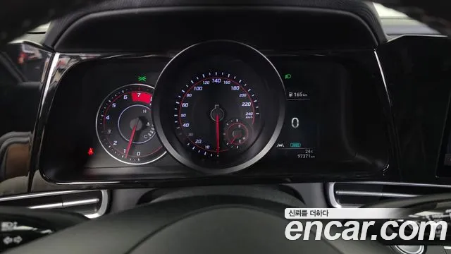 Hyundai AVANTE 2021 — фото 11