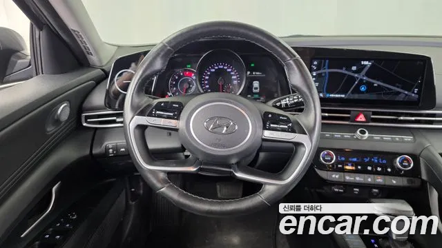 Hyundai AVANTE 2021 — фото 19