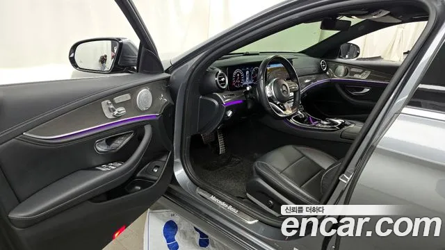 Mercedes-Benz E-Class 2019 — фото 10
