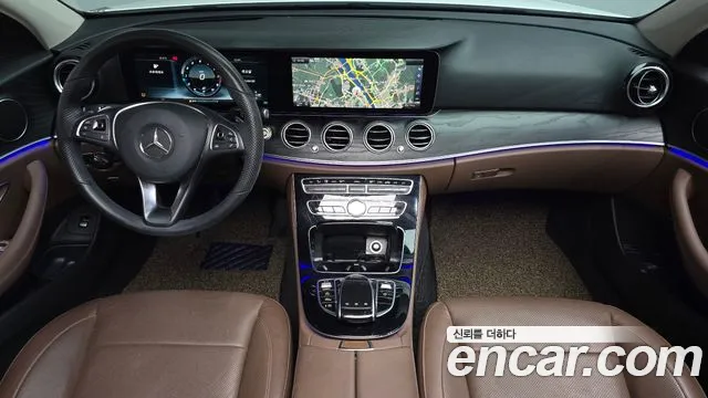 Mercedes-Benz E-Class 2017 — фото 9