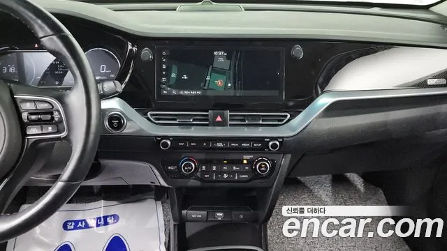 Kia Niro 2022 — фото 20