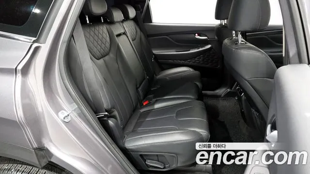 Hyundai Santafe 2021 — фото 11