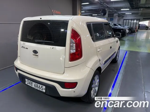 Kia Soul 2012 — фото 2
