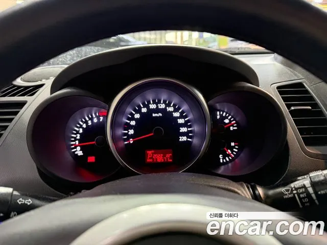 Kia Soul 2012 — фото 8