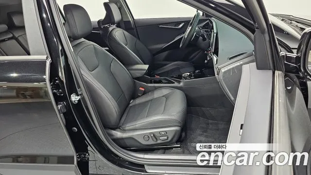 Kia Niro 2024 — фото 16
