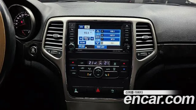Jeep Cherokee 2012 — фото 14