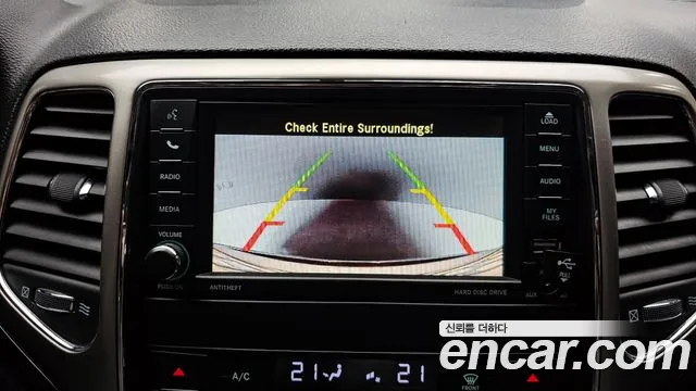 Jeep Cherokee 2012 — фото 15