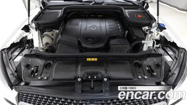 Mercedes-Benz GLE-Class 2025 — фото 6