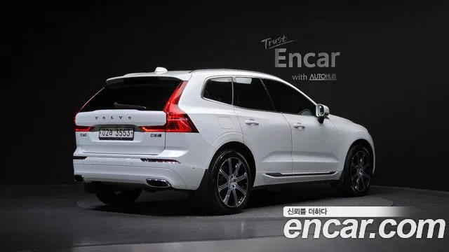 Volvo XC60 2018 — фото 2