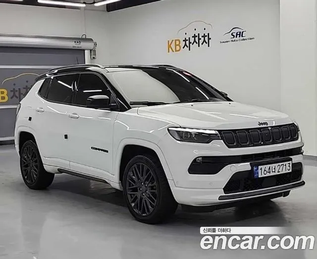 Jeep Compass 2022 — фото 4