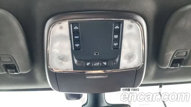 Jeep Cherokee 2018 — фото 15