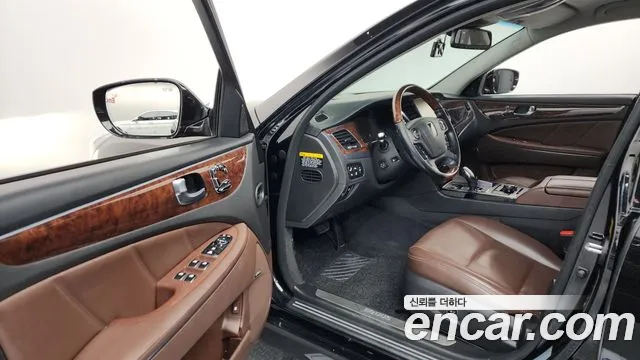 Hyundai Equus 2015 — фото 10