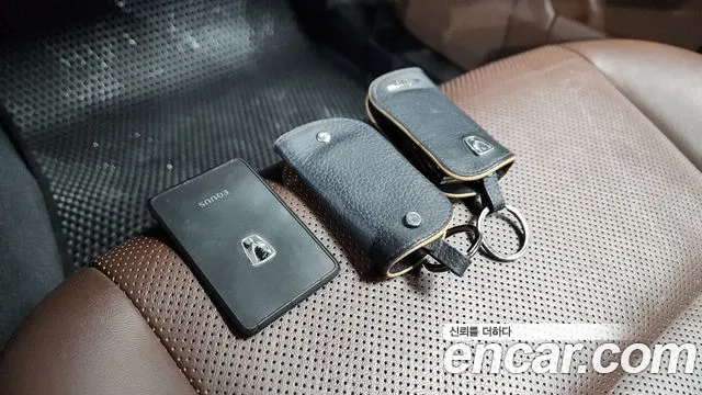 Hyundai Equus 2015 — фото 16