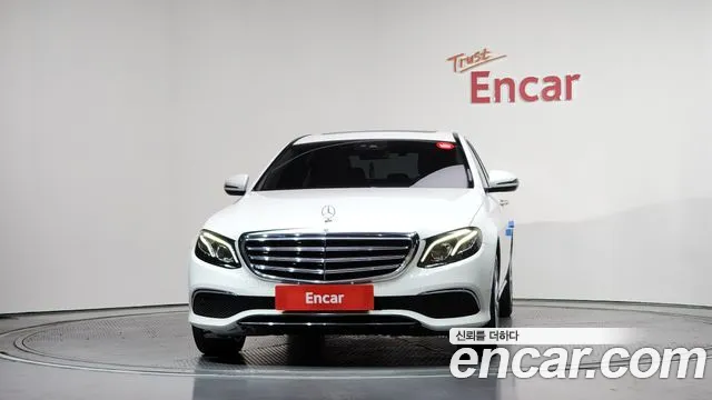 Mercedes-Benz E-Class 2019 — фото 3