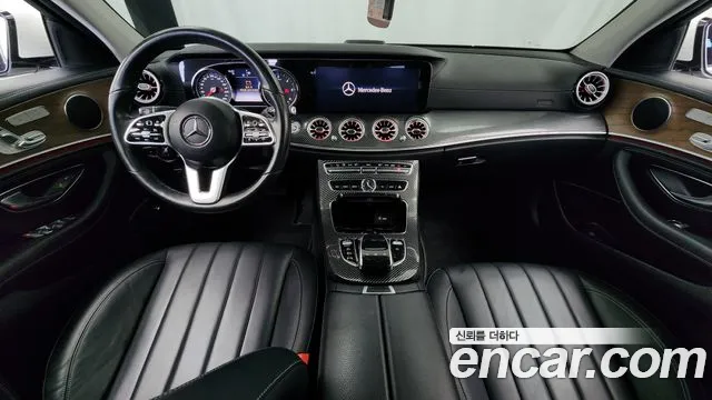 Mercedes-Benz E-Class 2019 — фото 7