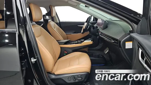 Kia EV6 2023 — фото 16